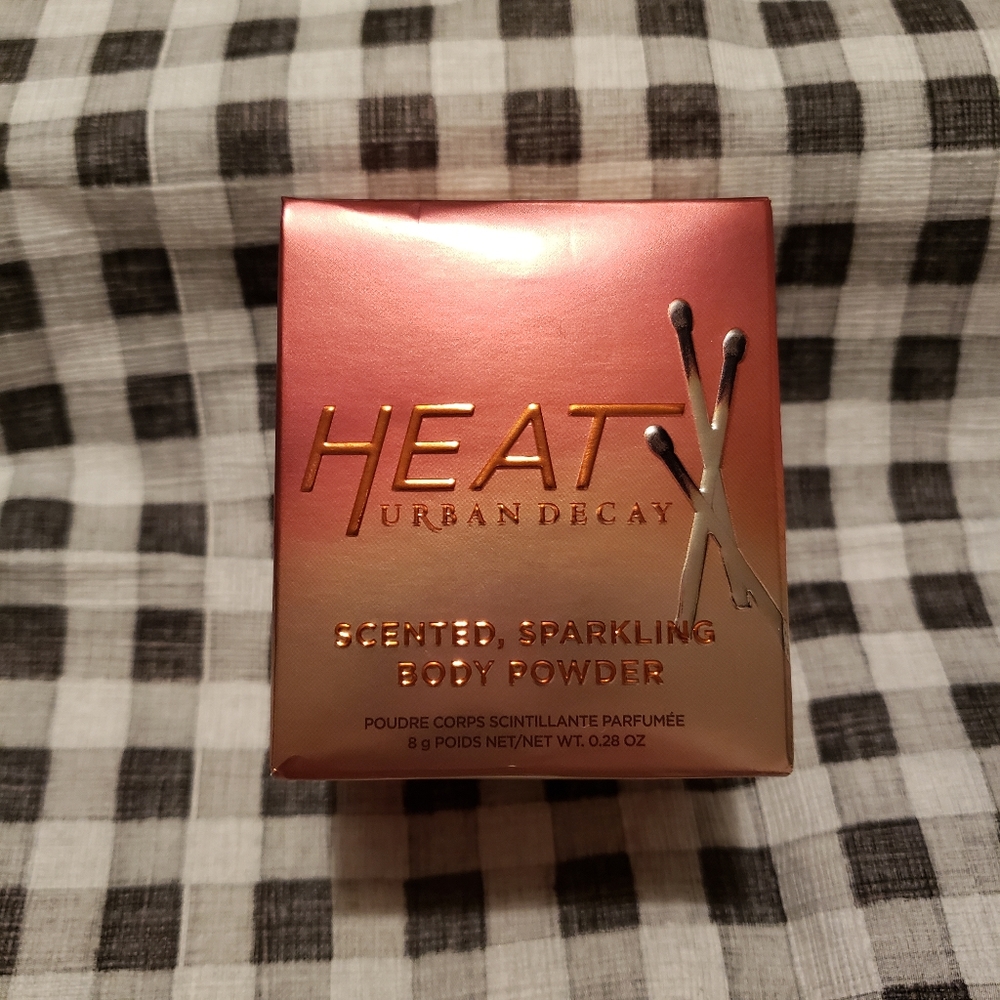 Urban Decay Heat body powder